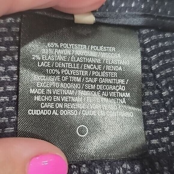 T Tahari women's High Rise navy trouser pants with Embroidery down side seams, 6 - Picture 6 of 7